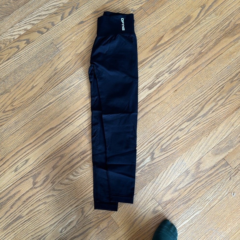 DFYNE Dynamic leggings (two)